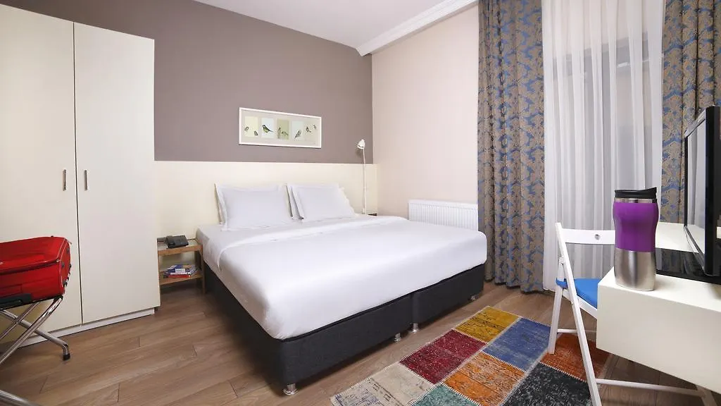 Stay Juno Istambul Turquia
